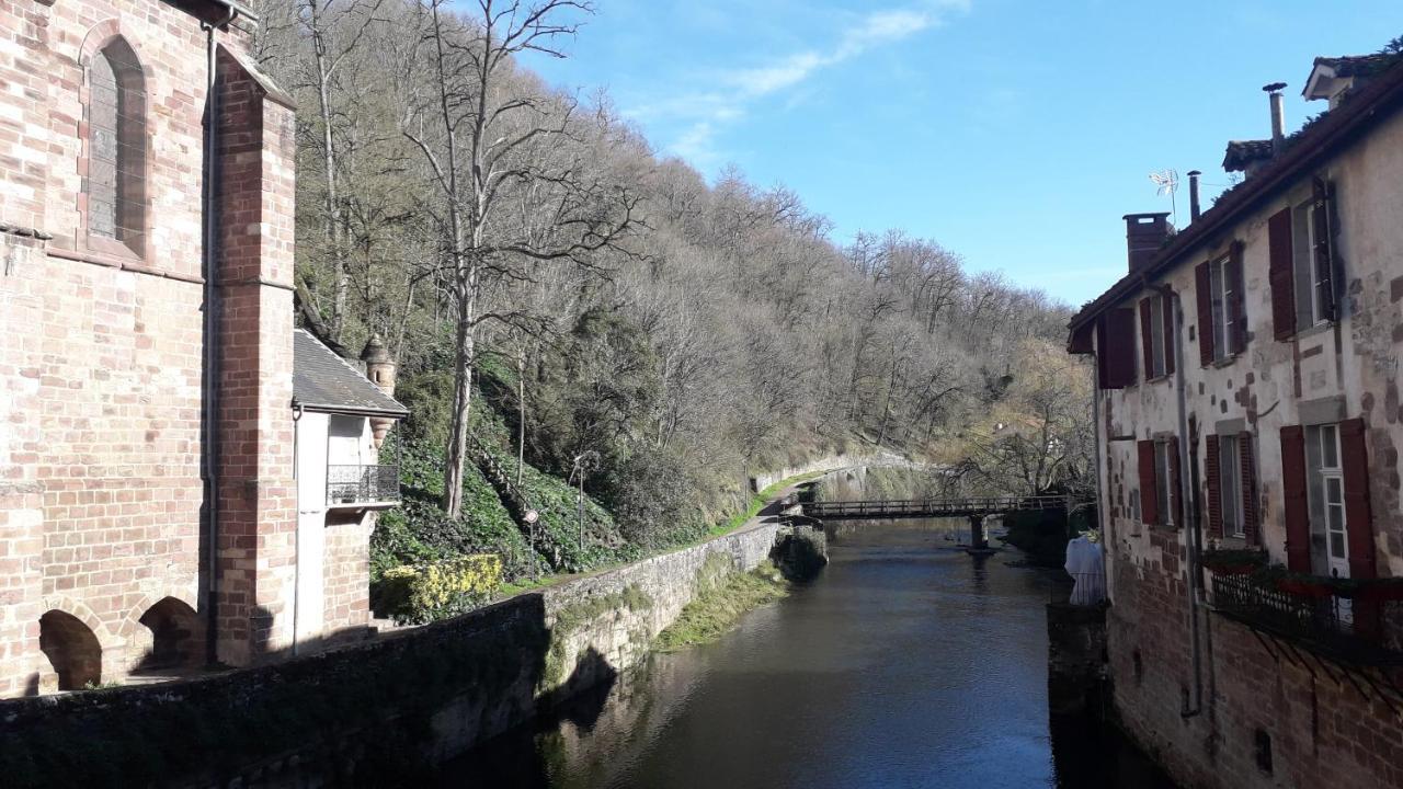Apartament Florenchaenia Saint-Jean-Pied-de-Port Zewnętrze zdjęcie